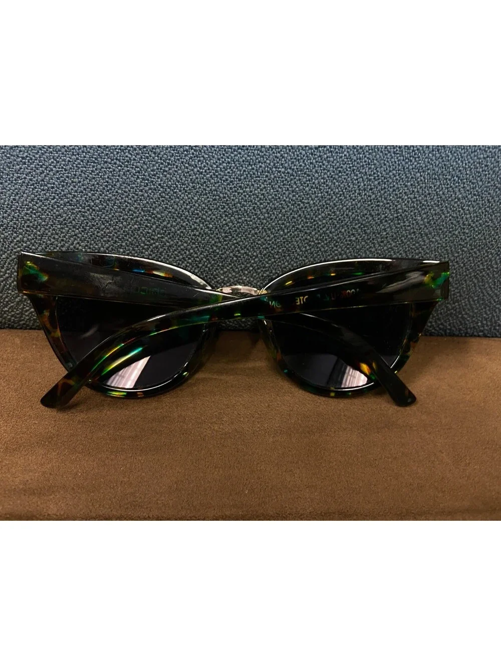 Chico's Women's Animal Print Brown/beige Cat Eye Sunglasses , Preowned